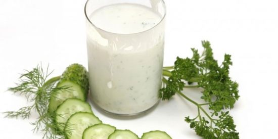 Кефир и огурцы